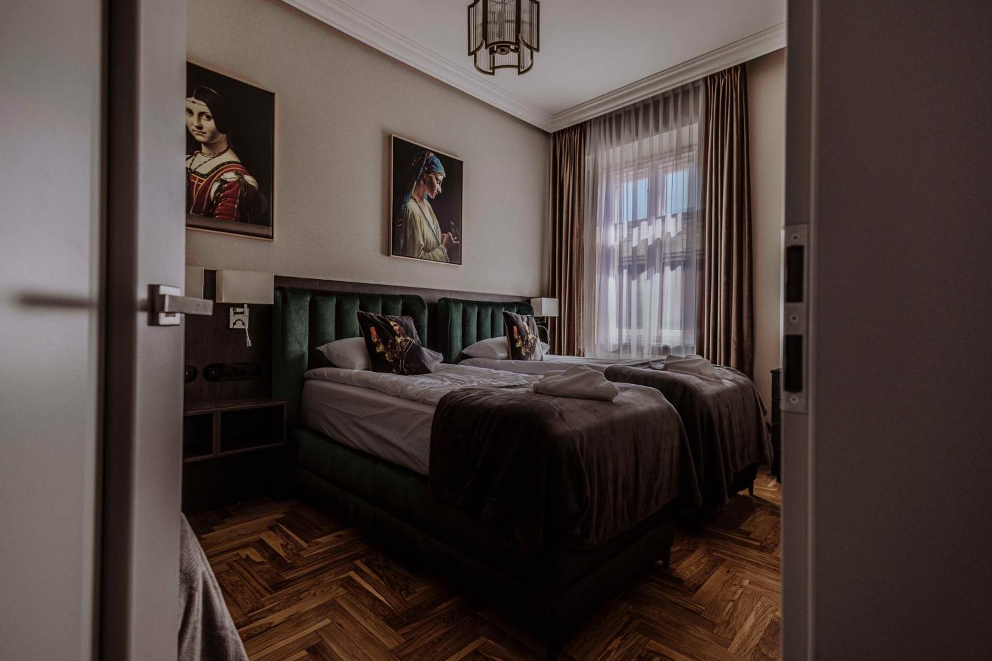 Crown Pearl - Wonderful Apartment, 110Scm, 4 Rooms Kraków Exteriör bild