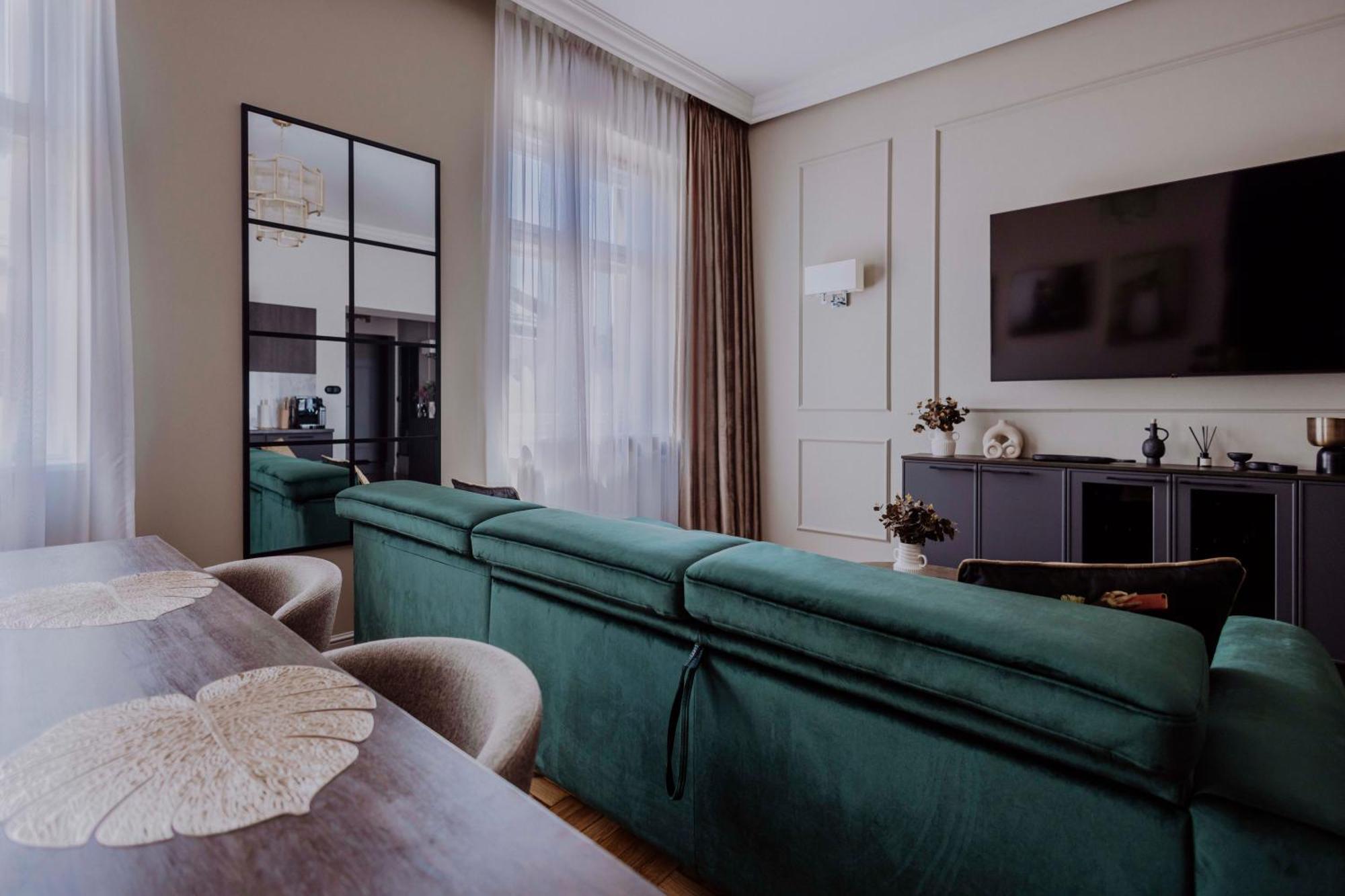 Crown Pearl - Wonderful Apartment, 110Scm, 4 Rooms Kraków Exteriör bild
