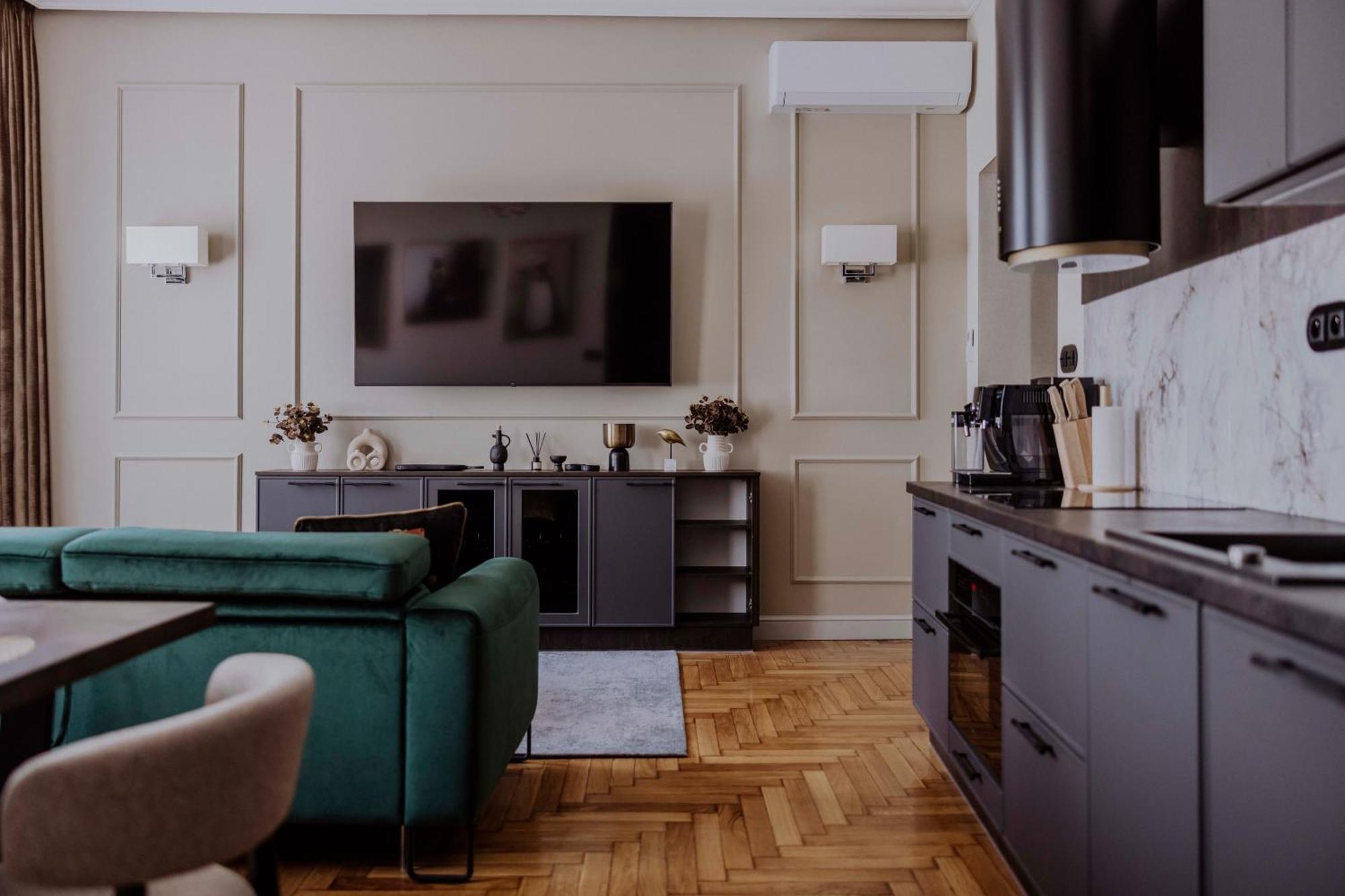 Crown Pearl - Wonderful Apartment, 110Scm, 4 Rooms Kraków Exteriör bild
