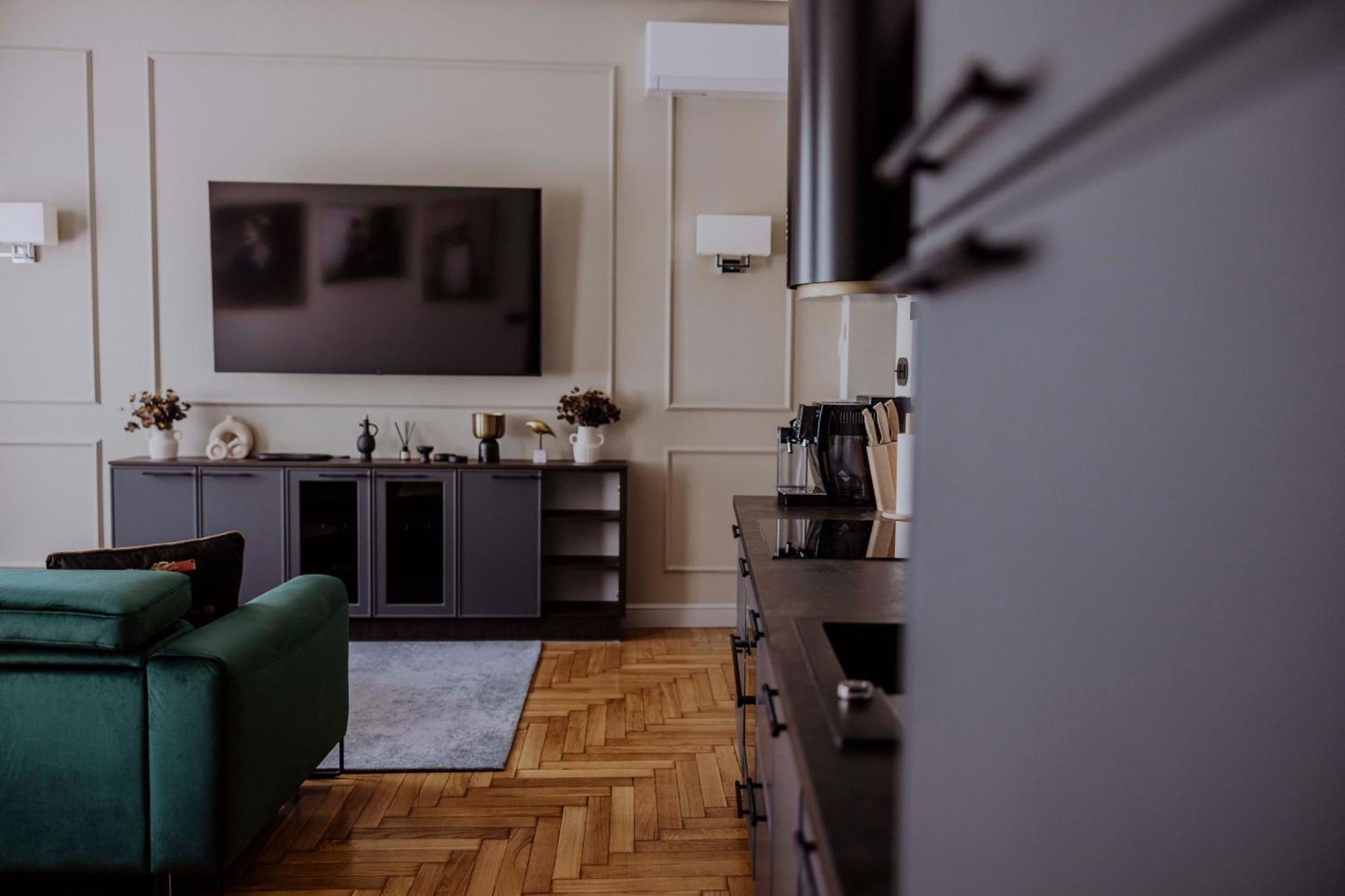 Crown Pearl - Wonderful Apartment, 110Scm, 4 Rooms Kraków Exteriör bild