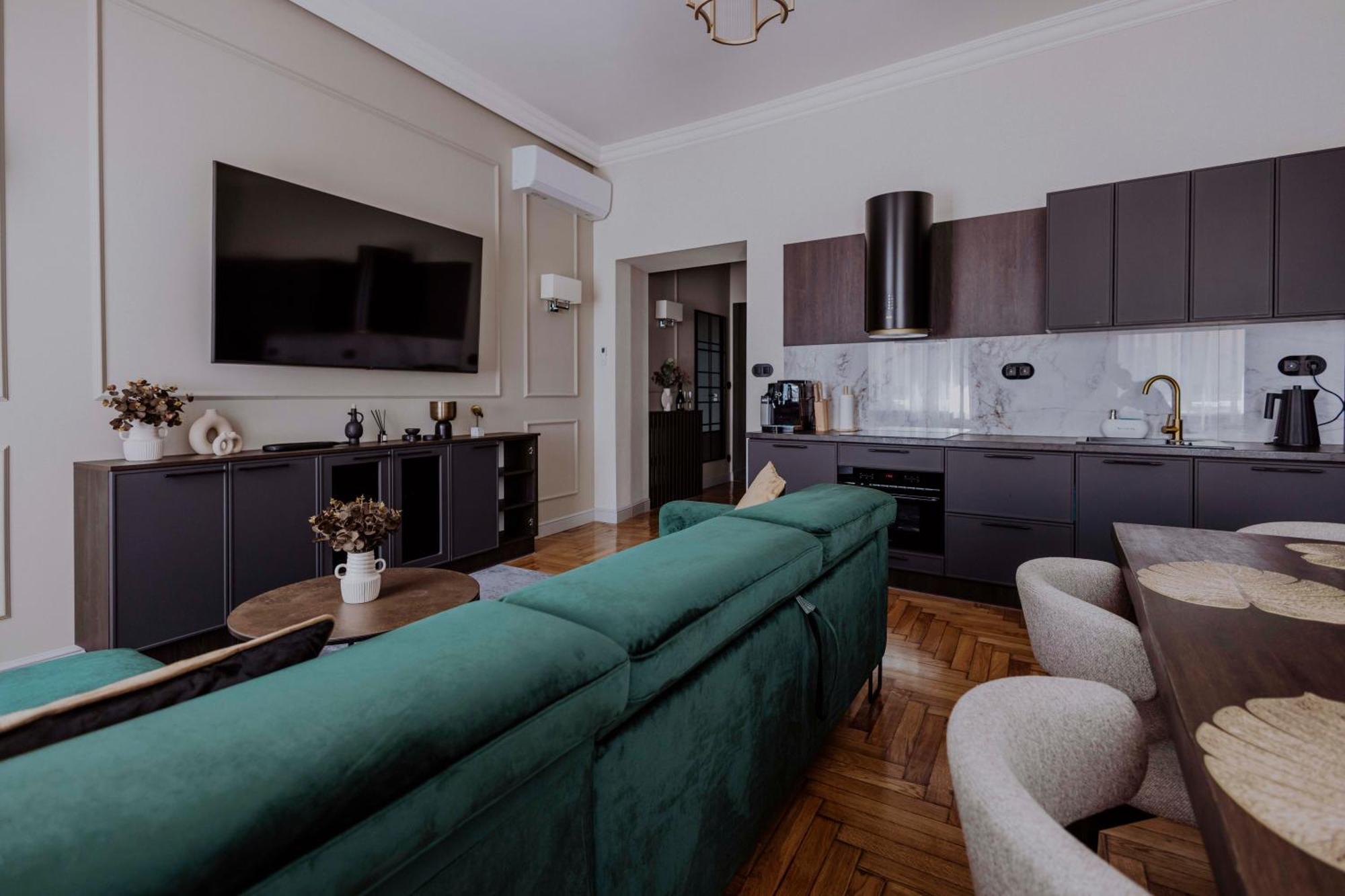 Crown Pearl - Wonderful Apartment, 110Scm, 4 Rooms Kraków Exteriör bild